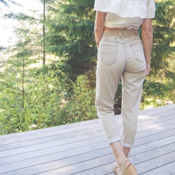 Vintage Riveted Lee High Rise Mom Jeans 